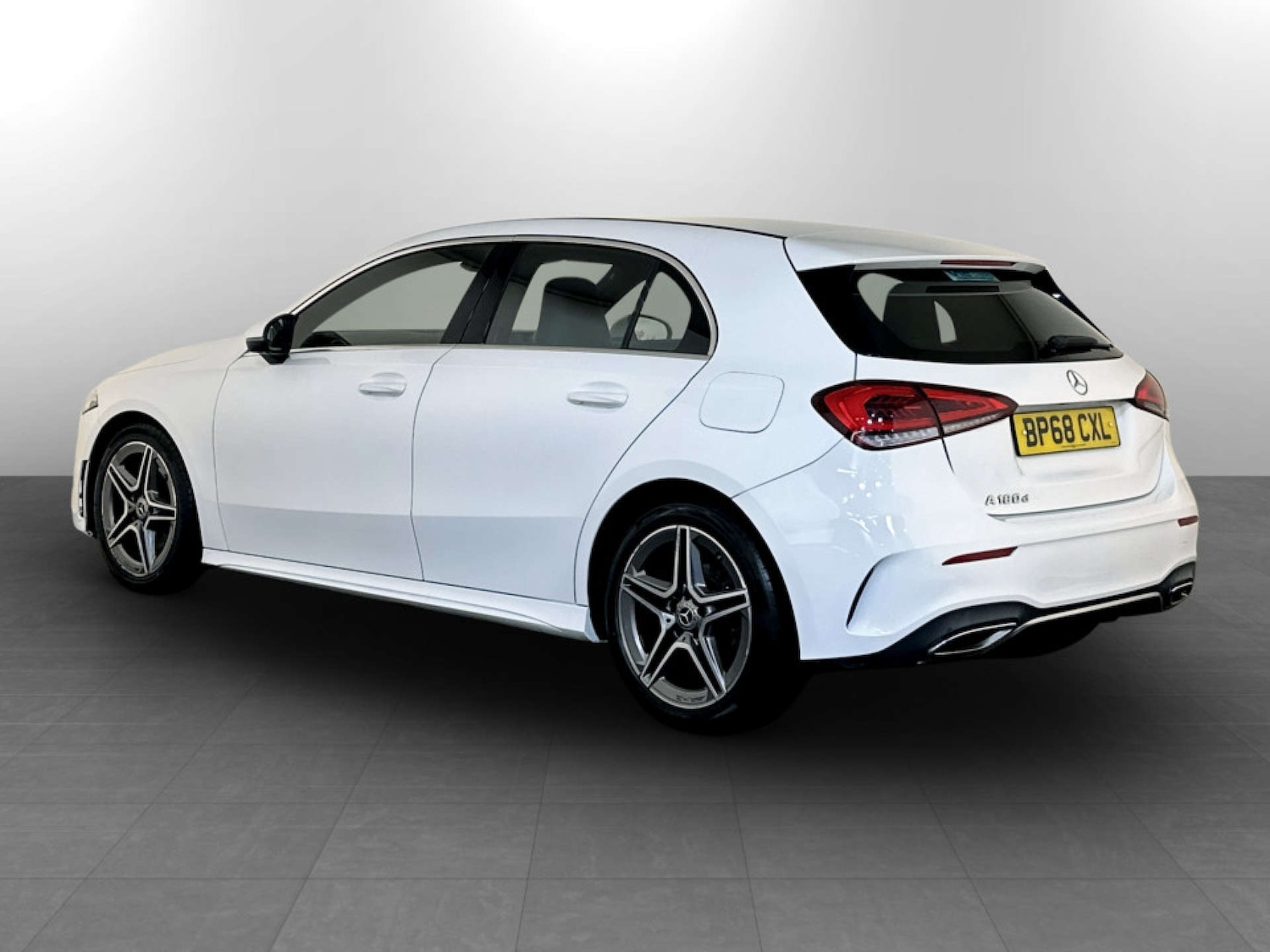 Used Mercedes-Benz A-Class 2018 for sale - 77452490: Photo 8