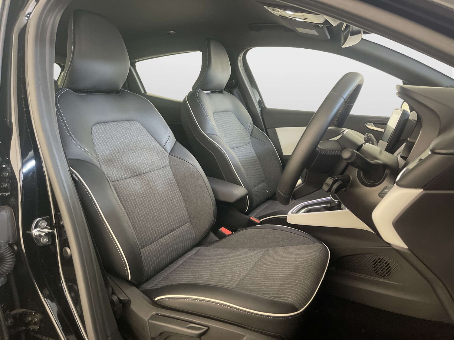 Used Renault Clio 2022 for sale - 78152370: Photo 13