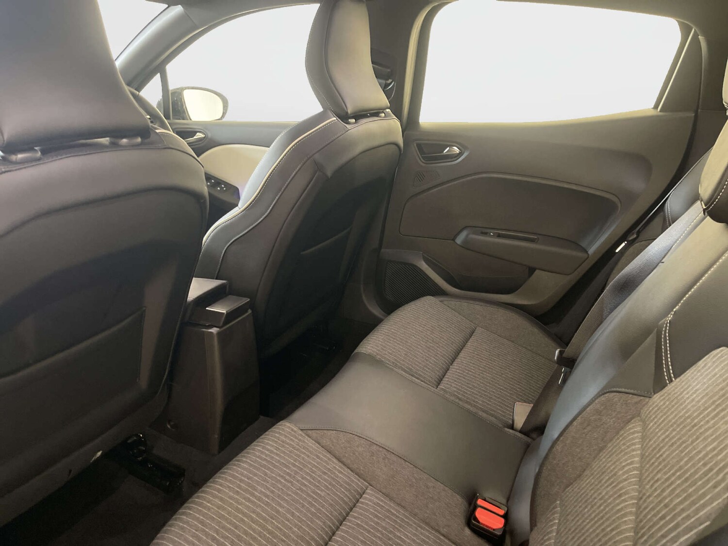 Used Renault Clio 2022 for sale - 78152370: Photo 14