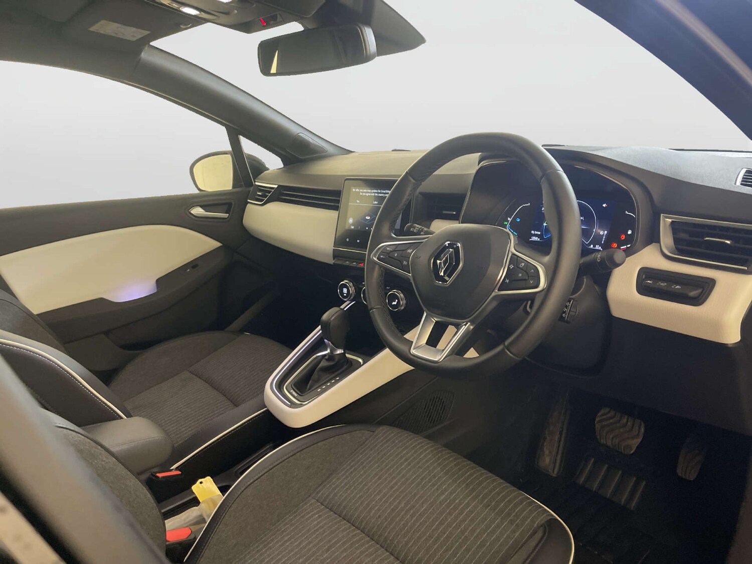 Used Renault Clio 2022 for sale - 78152370: Photo 15