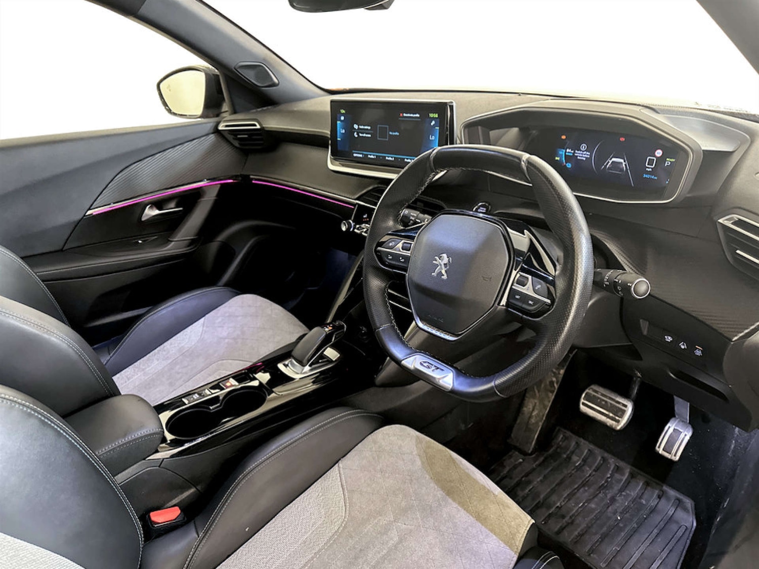 Used Peugeot 2008 2021 for sale - 77667895: Photo 15