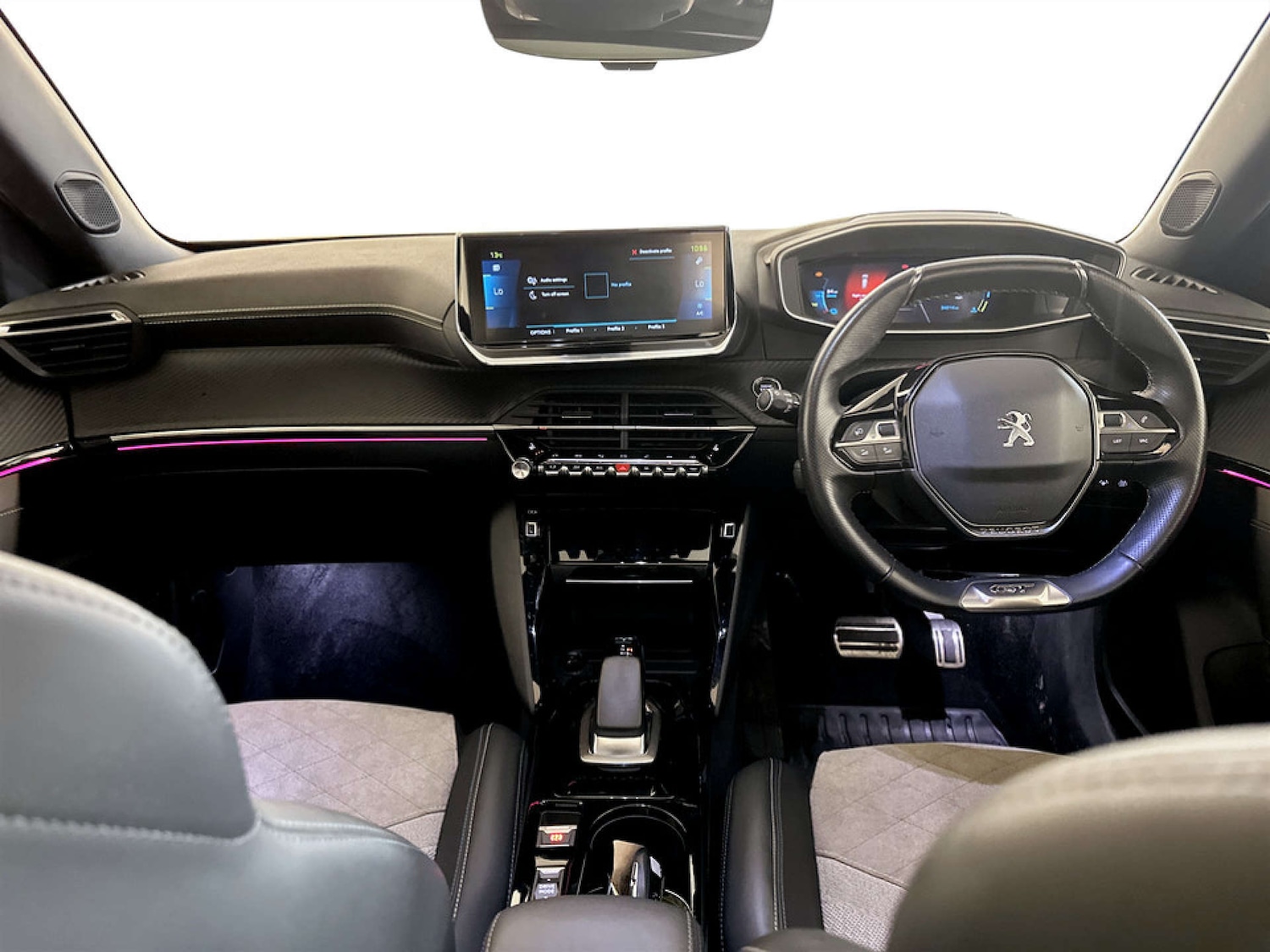 Used Peugeot 2008 2021 for sale - 77667895: Photo 3