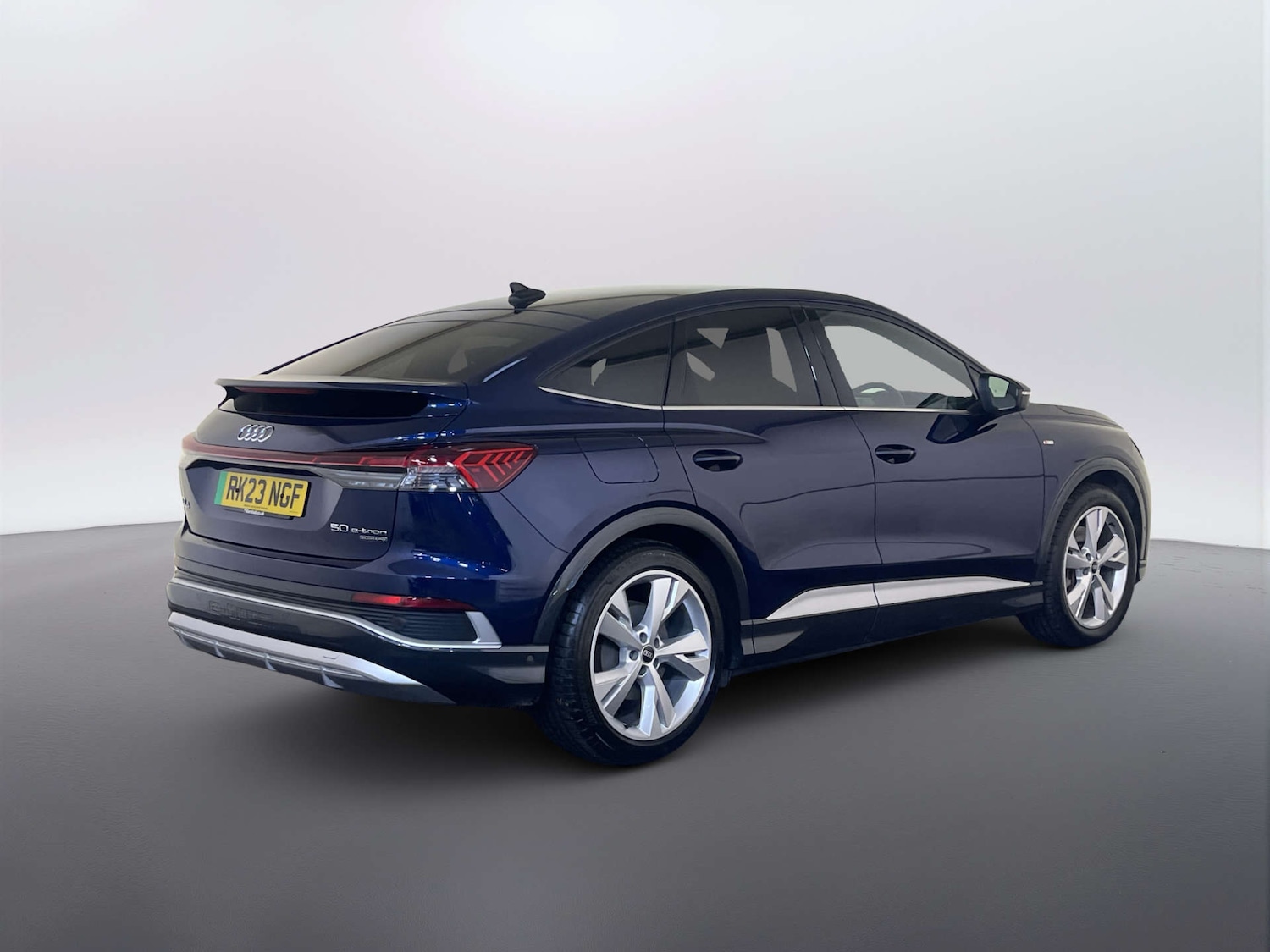 Used Audi Q4 e-tron 2023 for sale - 78179636: Photo 10