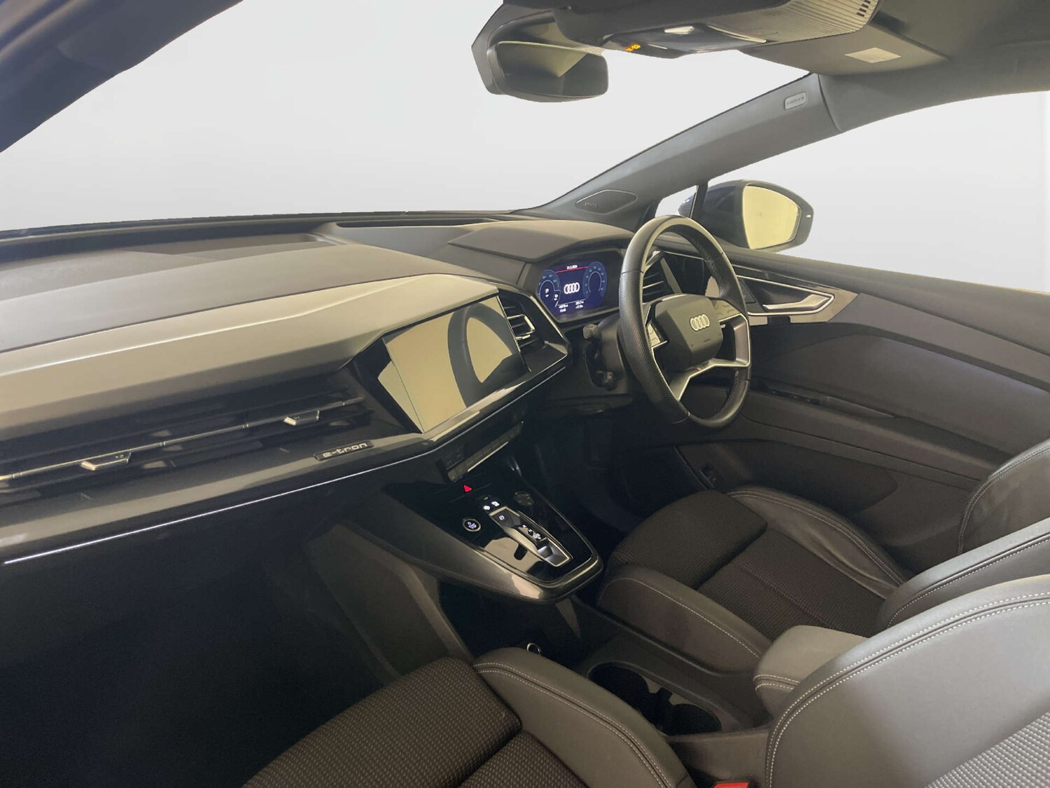 Used Audi Q4 e-tron 2023 for sale - 78179636: Photo 12