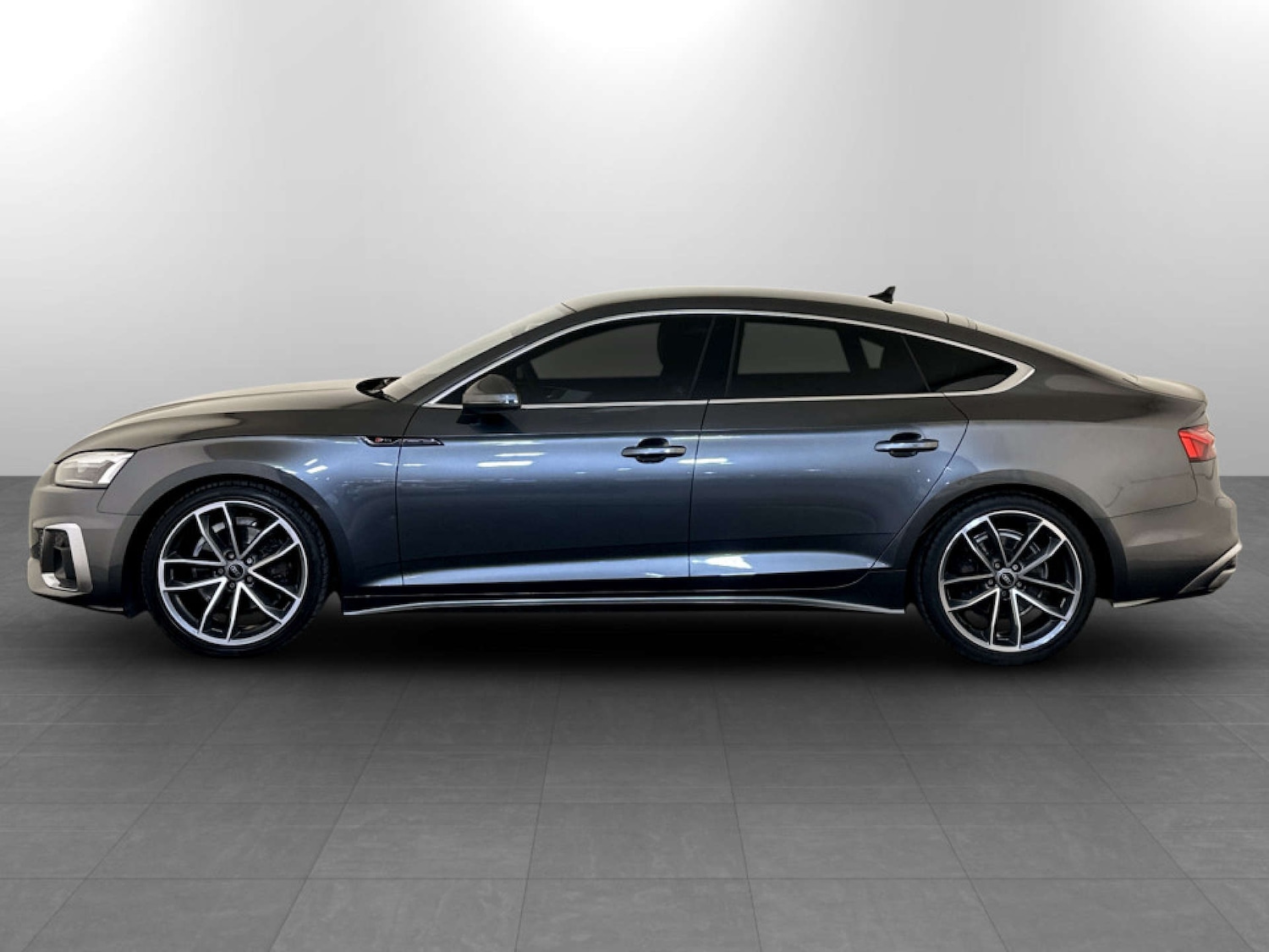 Used Audi A5 2023 for sale - 77185763: Photo 7