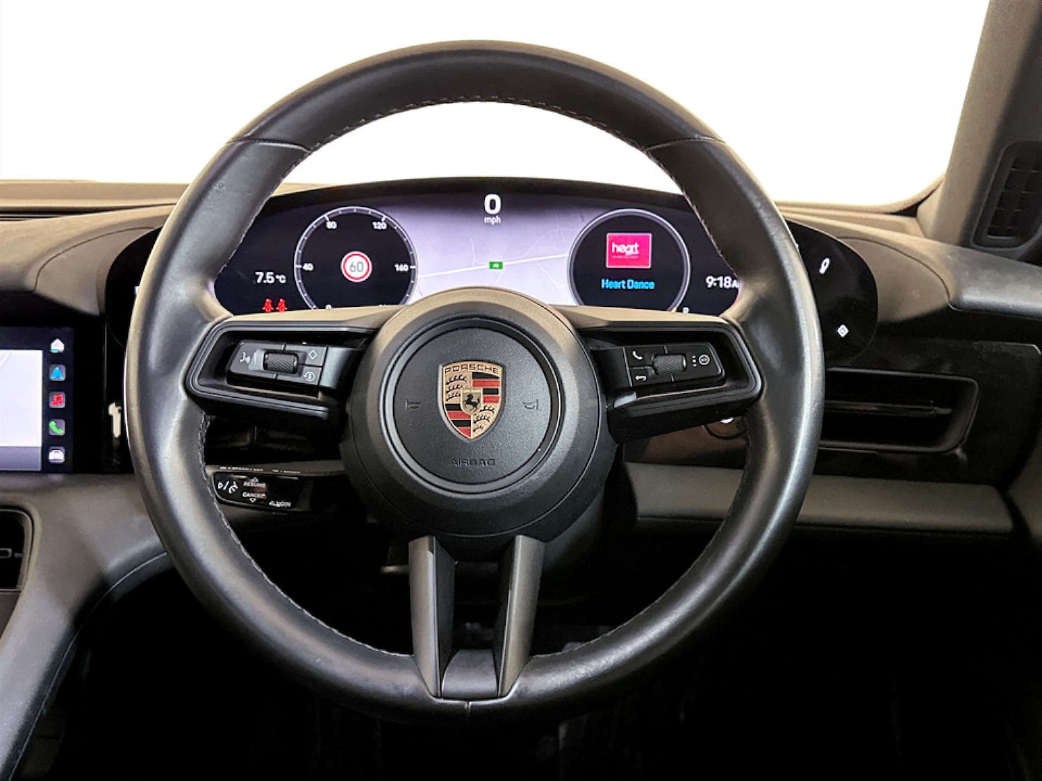 Used Porsche Taycan 2022 for sale - 77245617: Photo 16