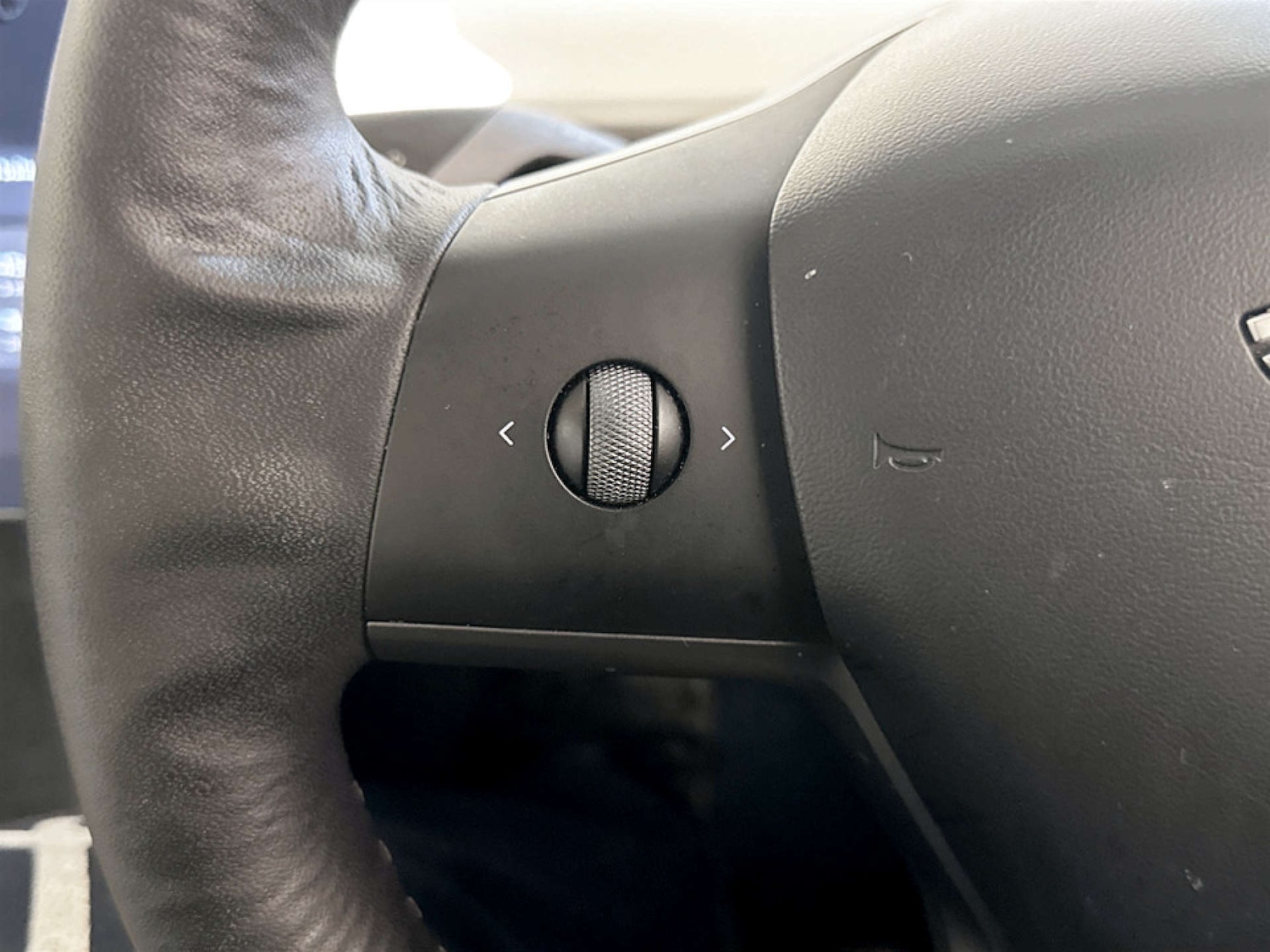 Used Tesla Model 3 2021 for sale - 77583920: Photo 18