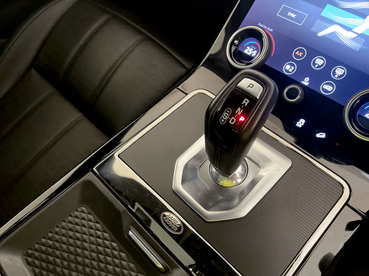 Used Land Rover Range Rover Evoque 2019 for sale - 77185885: Photo 28