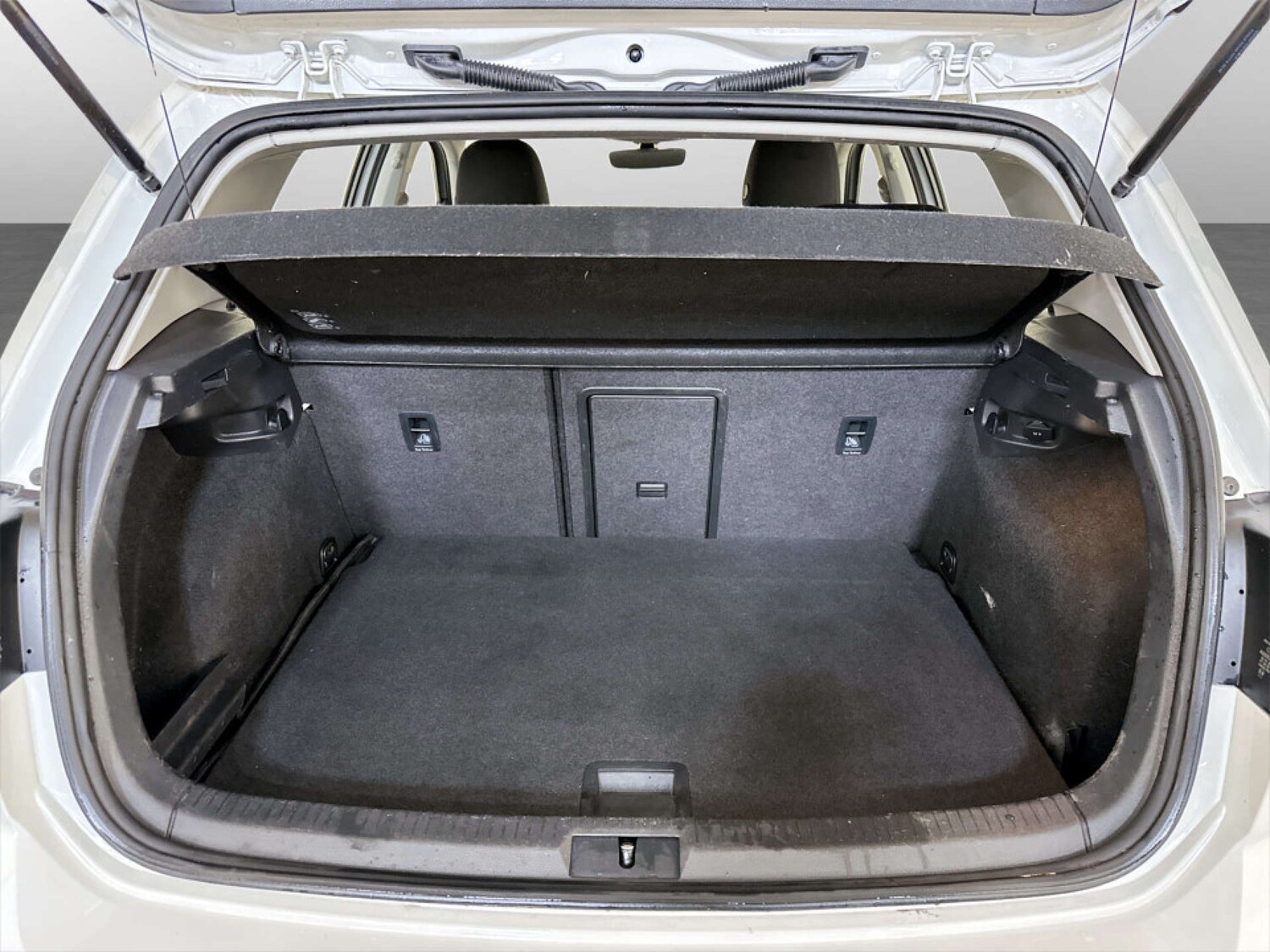 Used Volkswagen Golf 2018 for sale - 77409032: Photo 14