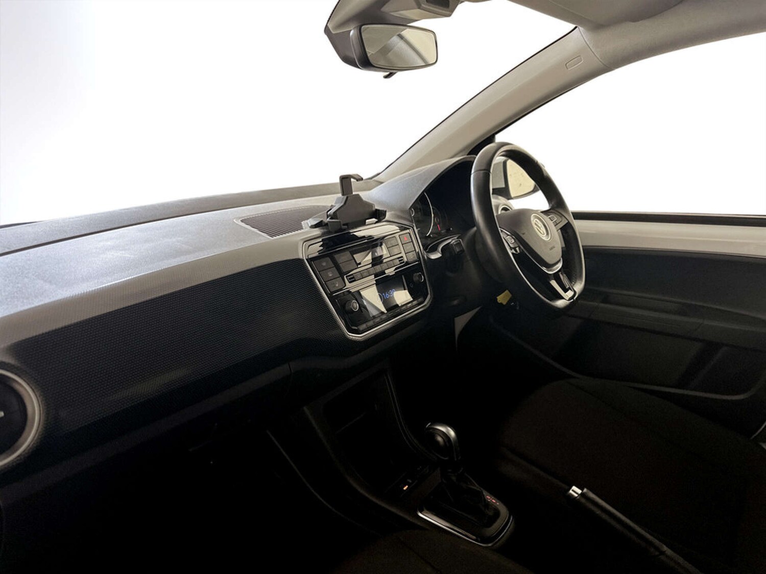 Used Volkswagen up! 2022 for sale - 77688345: Photo 12