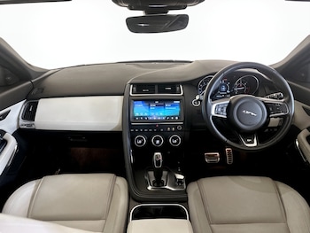 Used Jaguar E-Pace 2019 for sale - 75581314: Photo