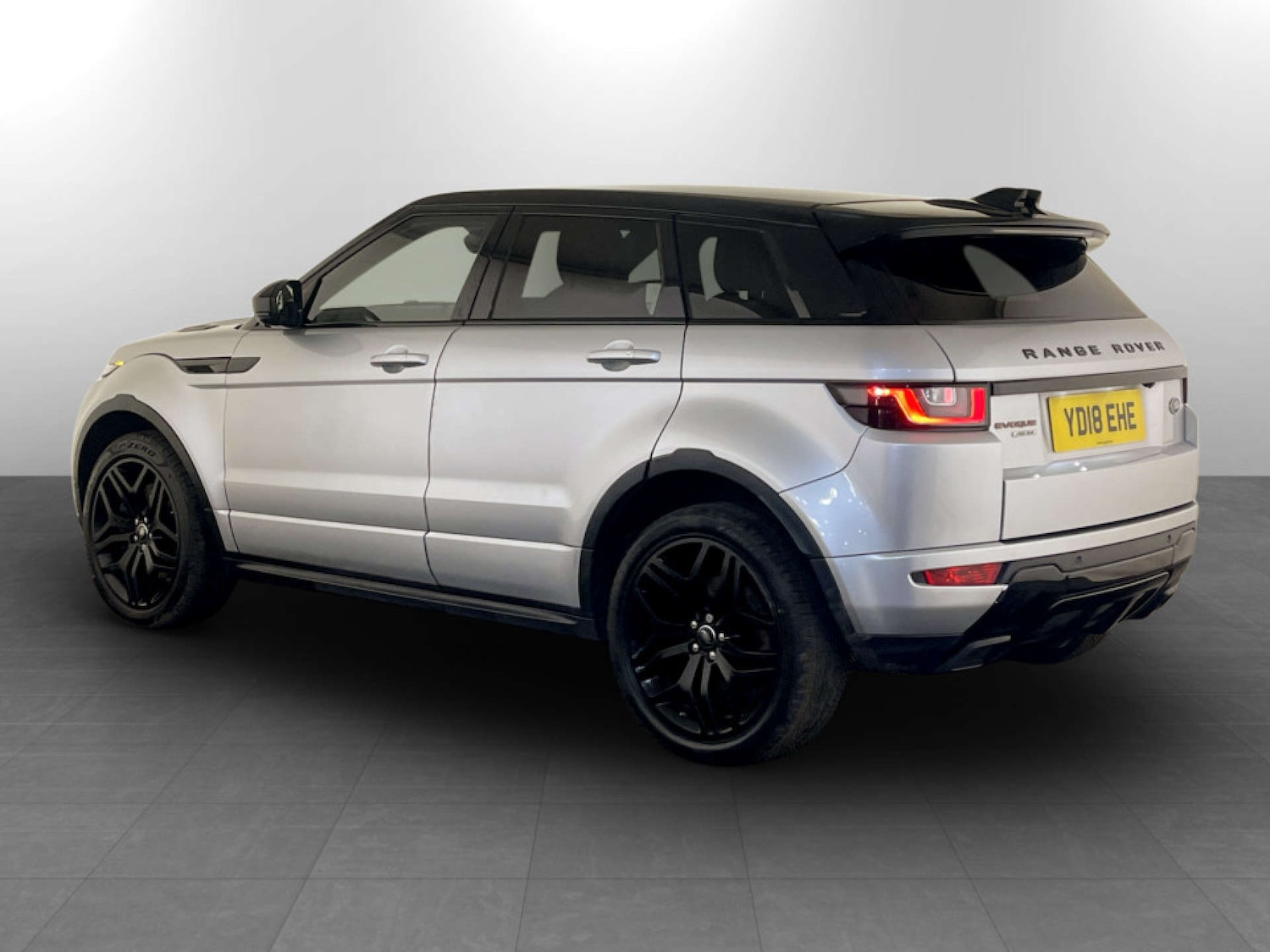 Used Land Rover Range Rover Evoque 2018 for sale - 77326125: Photo 8