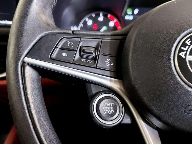 Used Alfa Romeo Stelvio 2018 for sale - 76826151: Photo 17