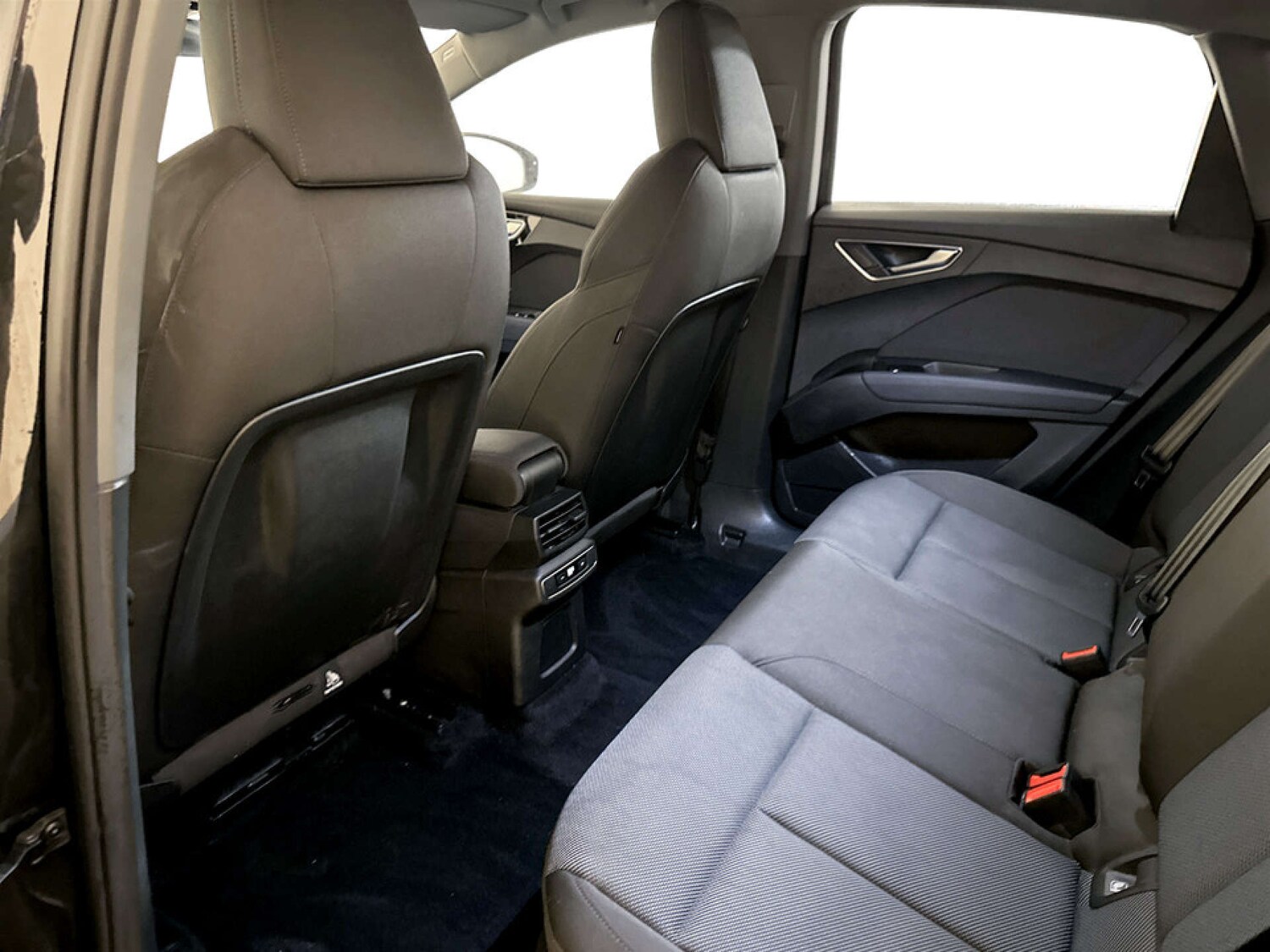 Used Audi Q4 e-tron 2021 for sale - 77494152: Photo 14