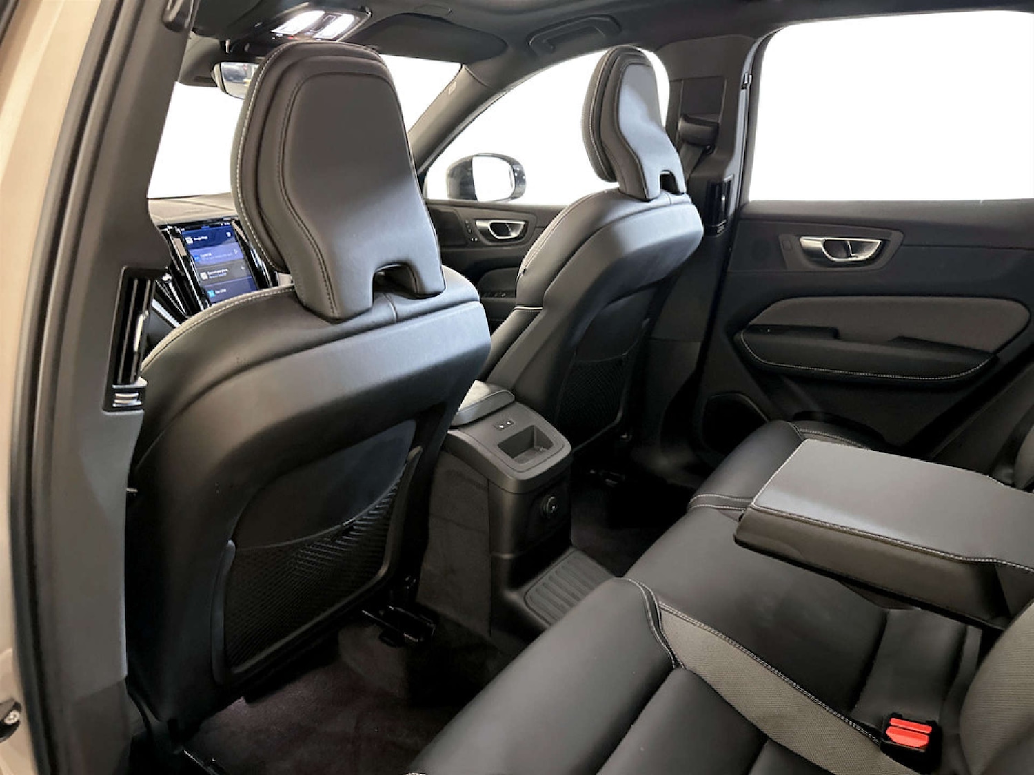 Used Volvo XC60 2023 for sale - 77655568: Photo 14