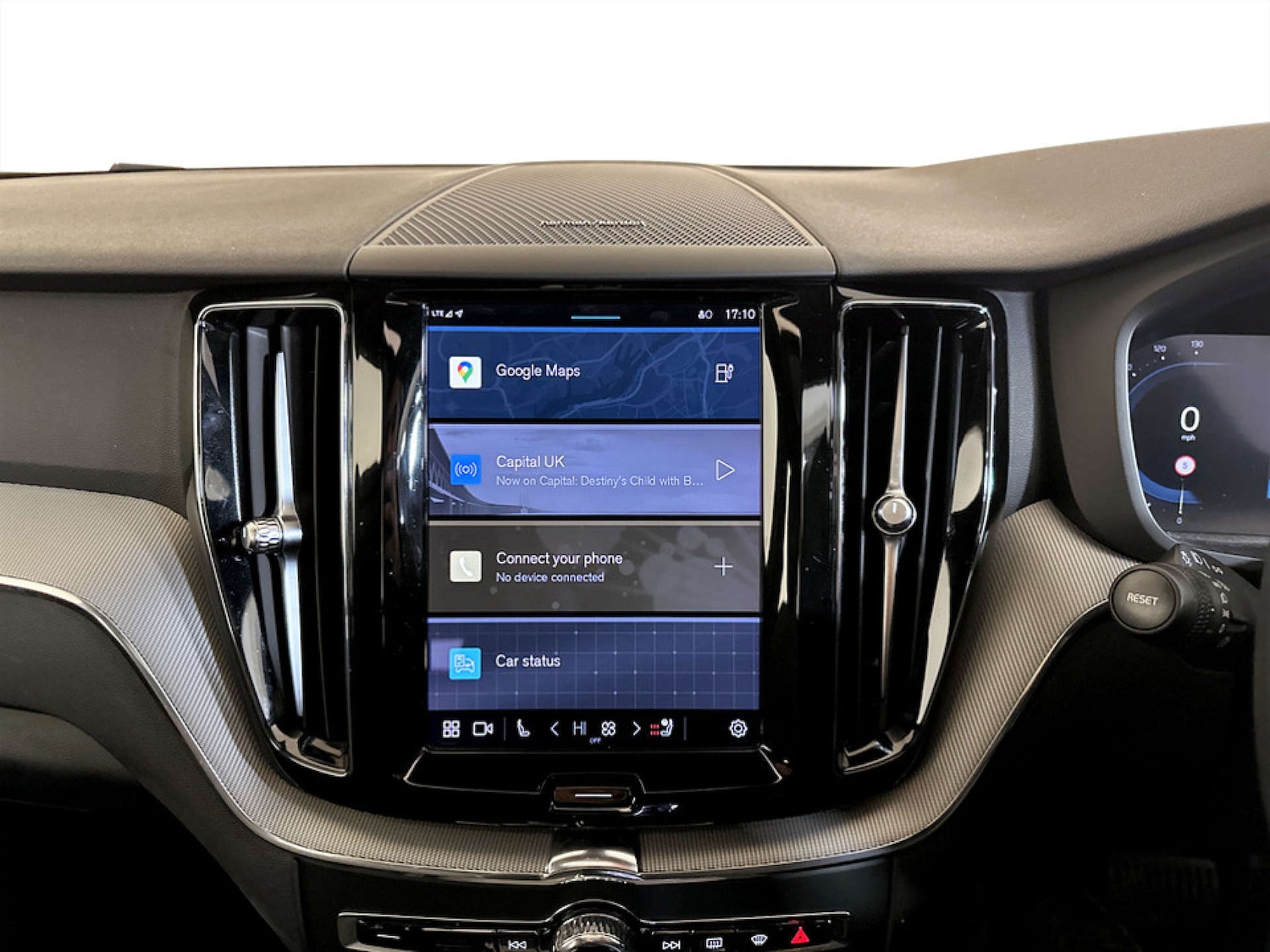 Used Volvo XC60 2023 for sale - 77655568: Photo 24