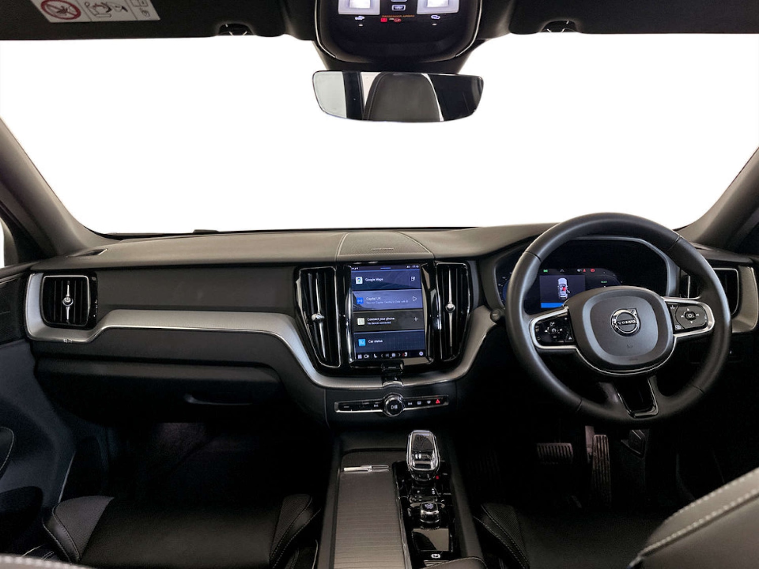 Used Volvo XC60 2023 for sale - 77655568: Photo 3