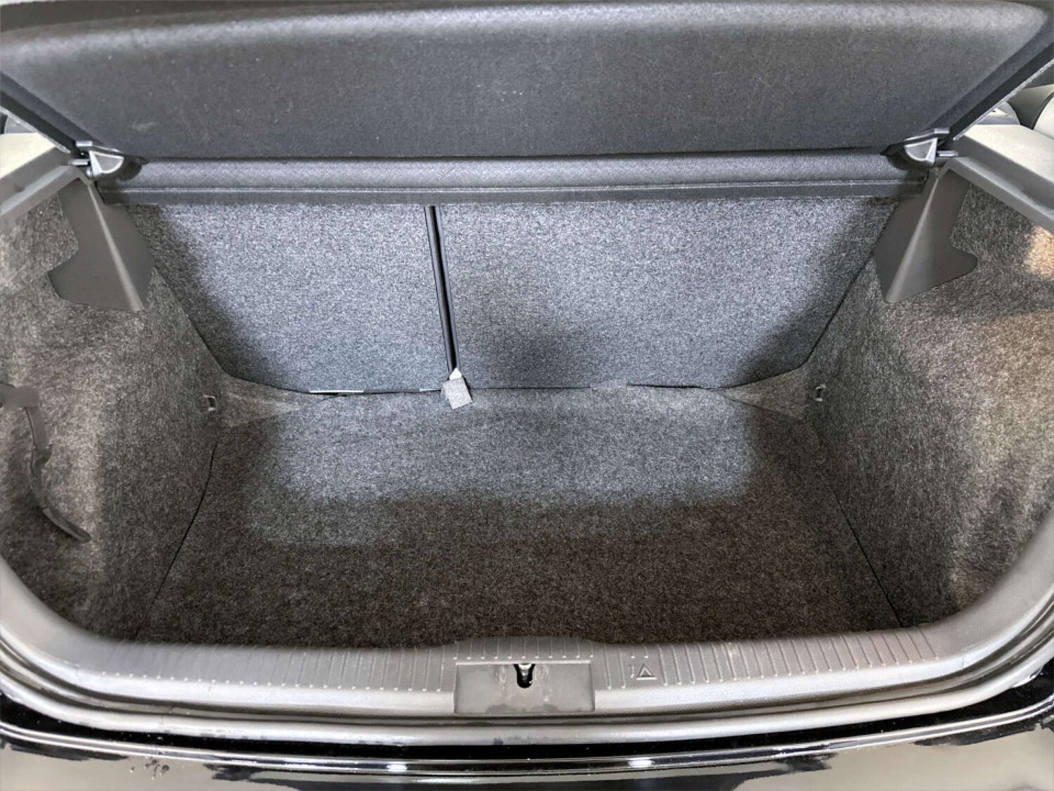 Used Volkswagen Polo 2008 for sale - 77681201: Photo 15