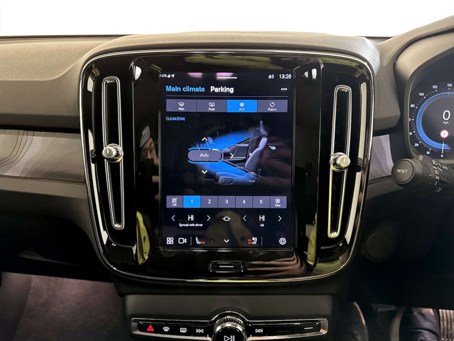 Used Volvo C40 2022 for sale - 77186067: Photo 24