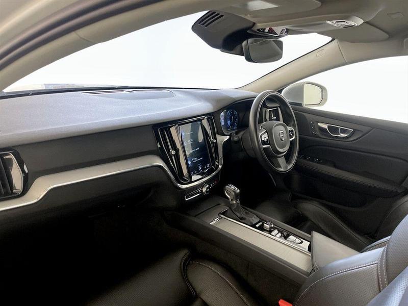 Used Volvo V60 2019 for sale - 76162054: Photo 12