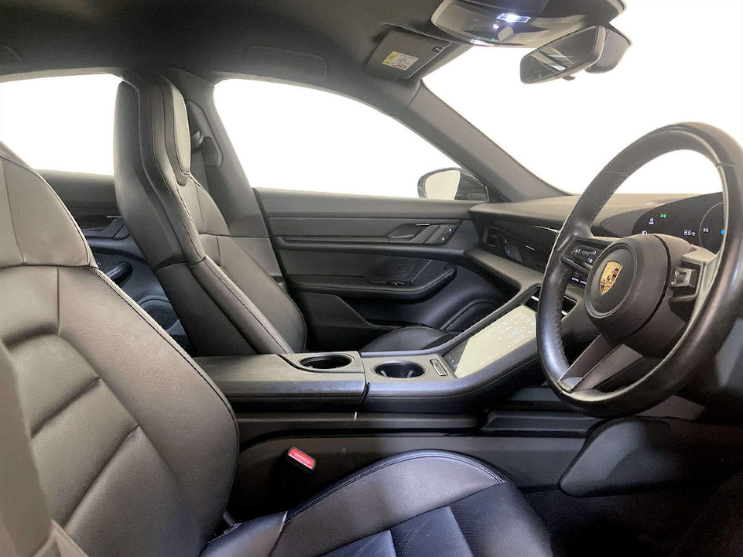 Used Porsche Taycan 2022 for sale - 77437451: Photo 12