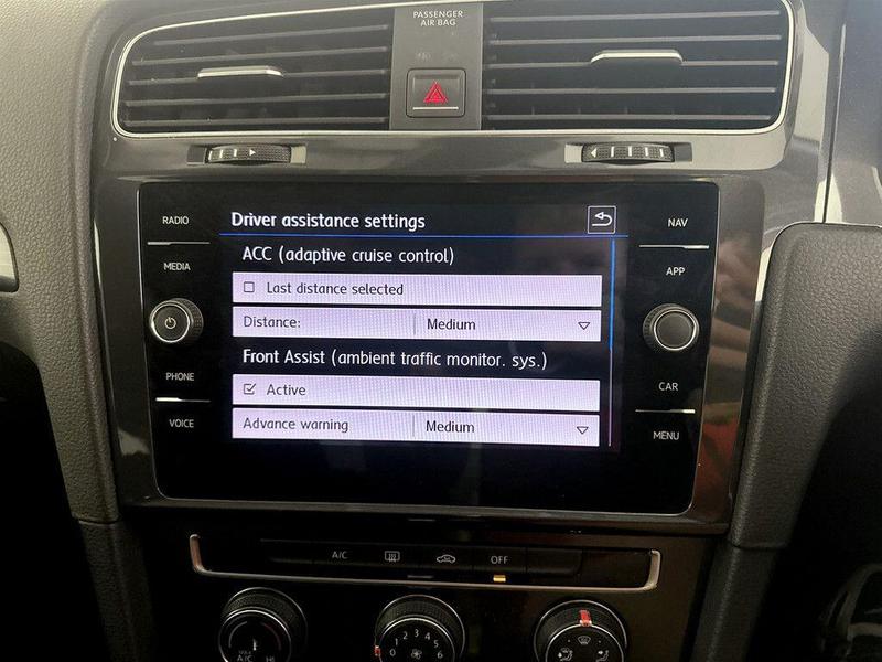 Used Volkswagen Golf 2017 for sale - 76162026: Photo 25