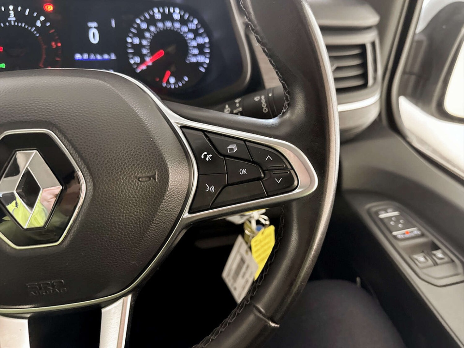 Used Renault Trafic 2023 for sale - 77805556: Photo 19