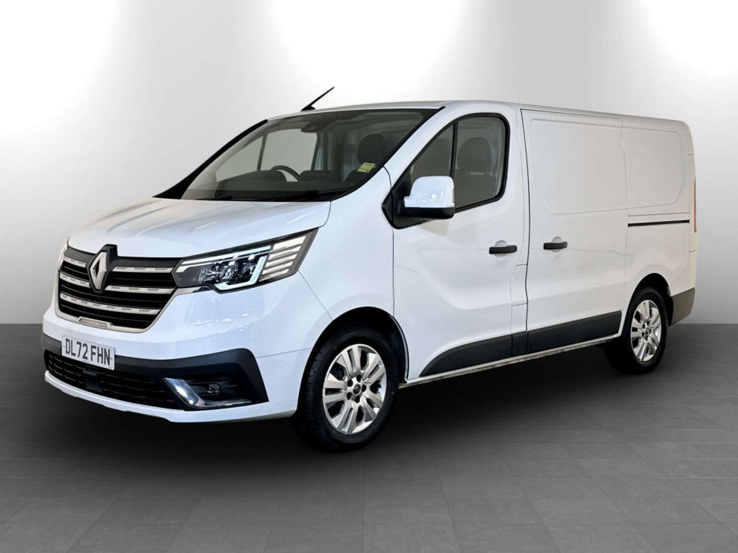 Used Renault Trafic 2023 for sale - 77805556: Photo 5