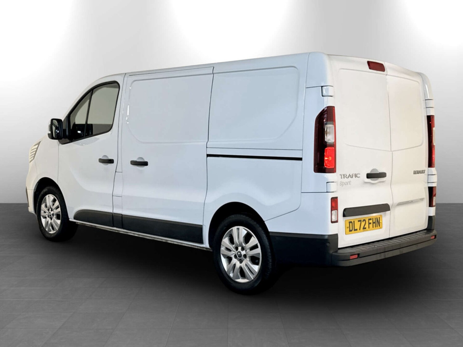 Used Renault Trafic 2023 for sale - 77805556: Photo 7