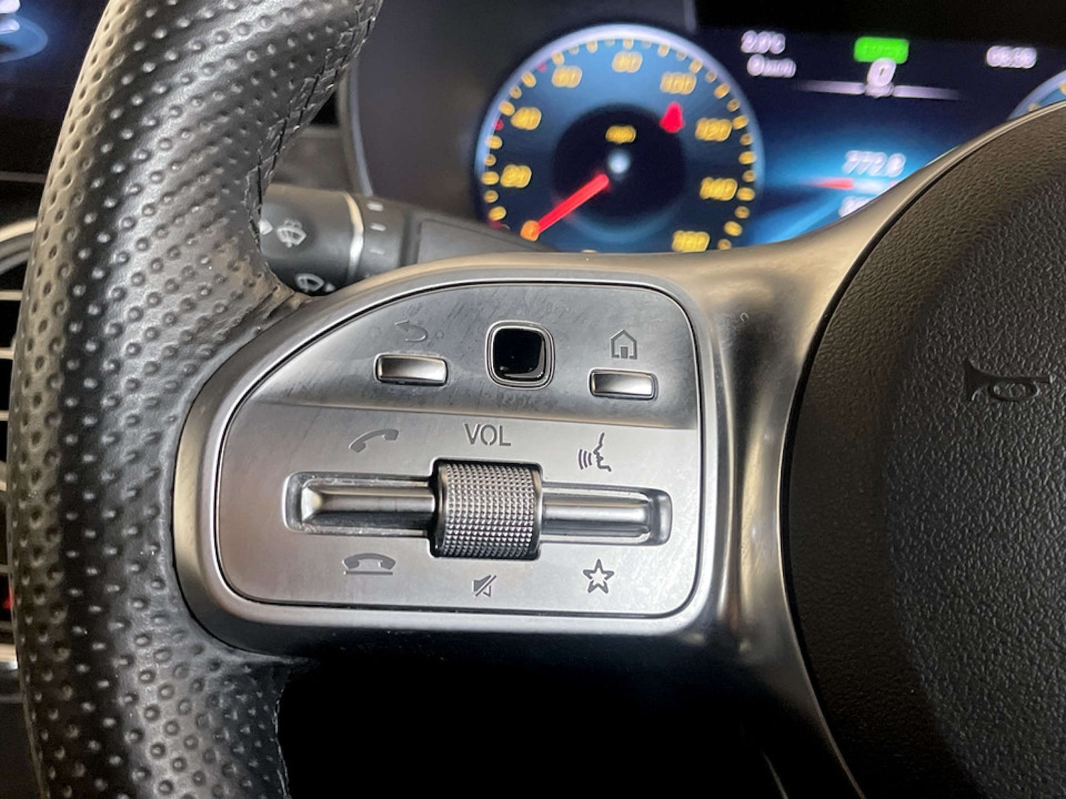 Used Mercedes-Benz C Class 2019 for sale - 77185983: Photo 17