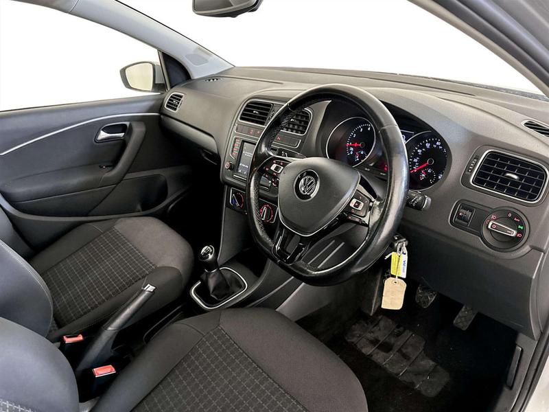 Used Volkswagen Polo 2017 for sale - 77085254: Photo 15