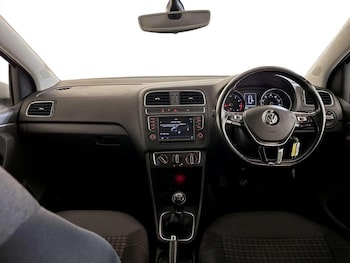 Used Volkswagen Polo 2017 for sale - 77085254: Photo