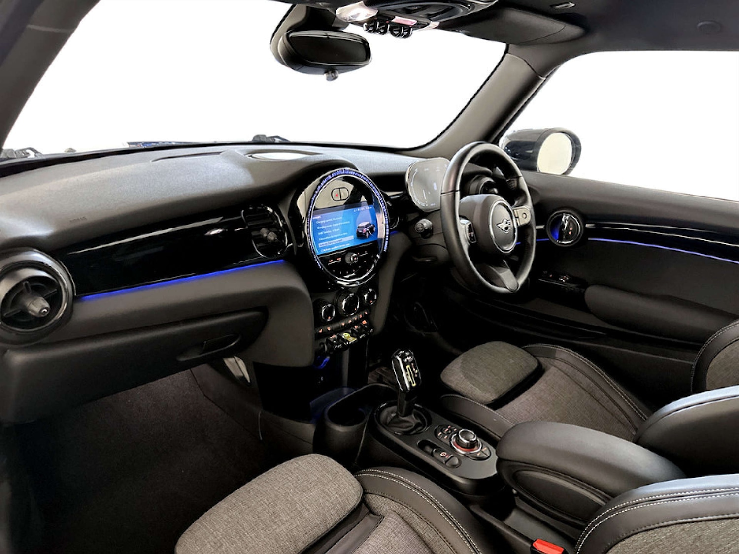 Used MINI Hatch 2021 for sale - 77655547: Photo 12