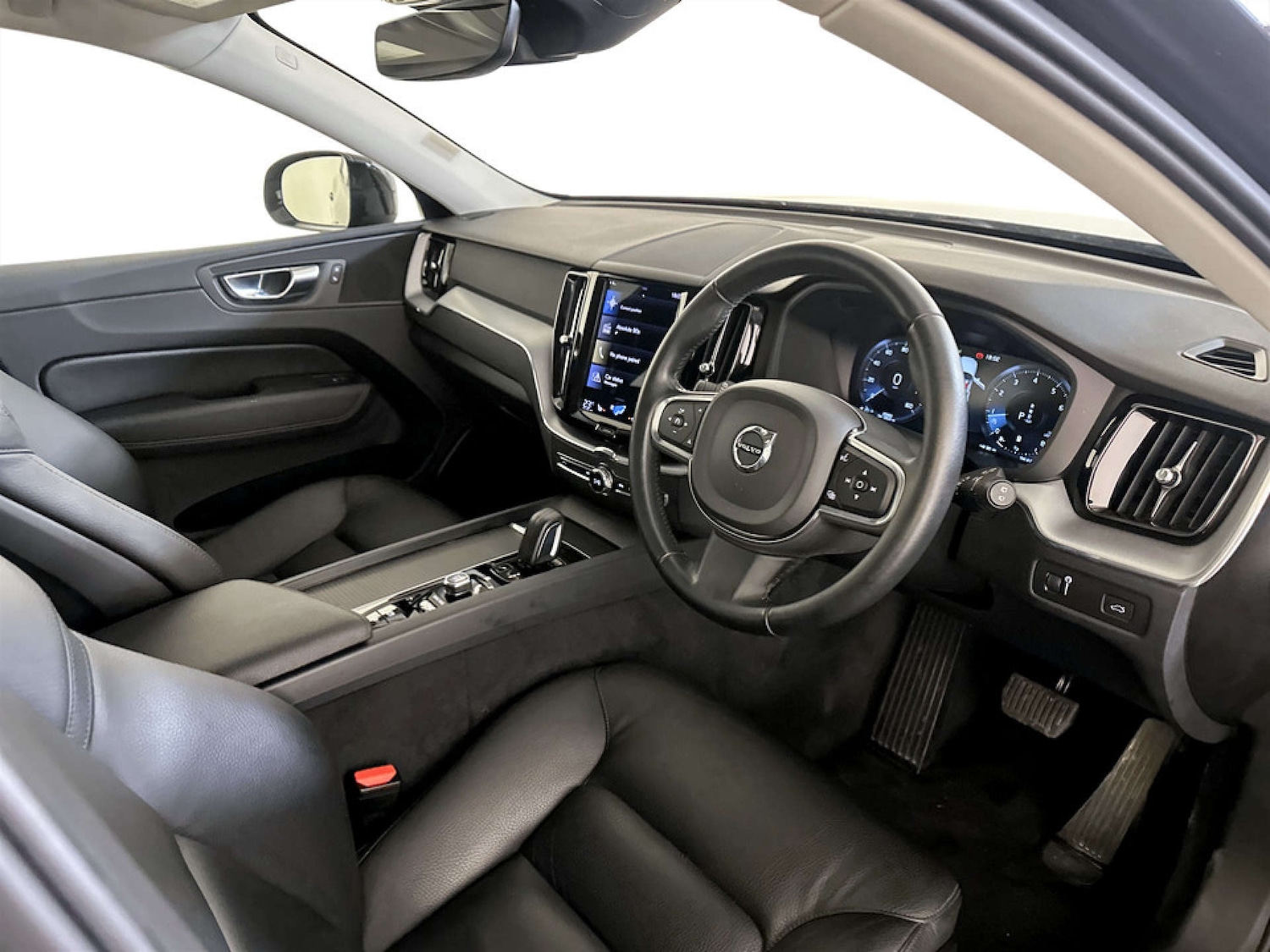 Used Volvo XC60 2020 for sale - 77185742: Photo 16