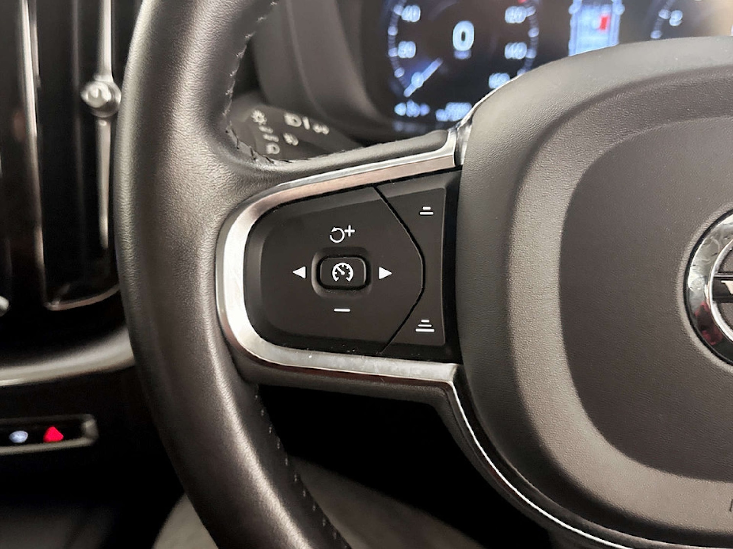 Used Volvo XC60 2020 for sale - 77185742: Photo 18