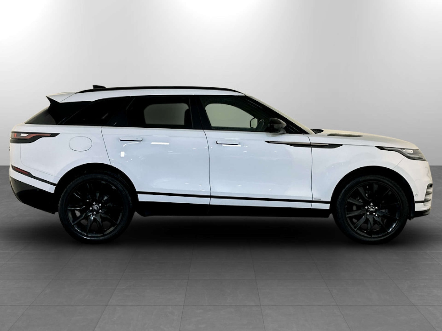 Used Land Rover Range Rover Velar 2018 for sale - 77617084: Photo 11