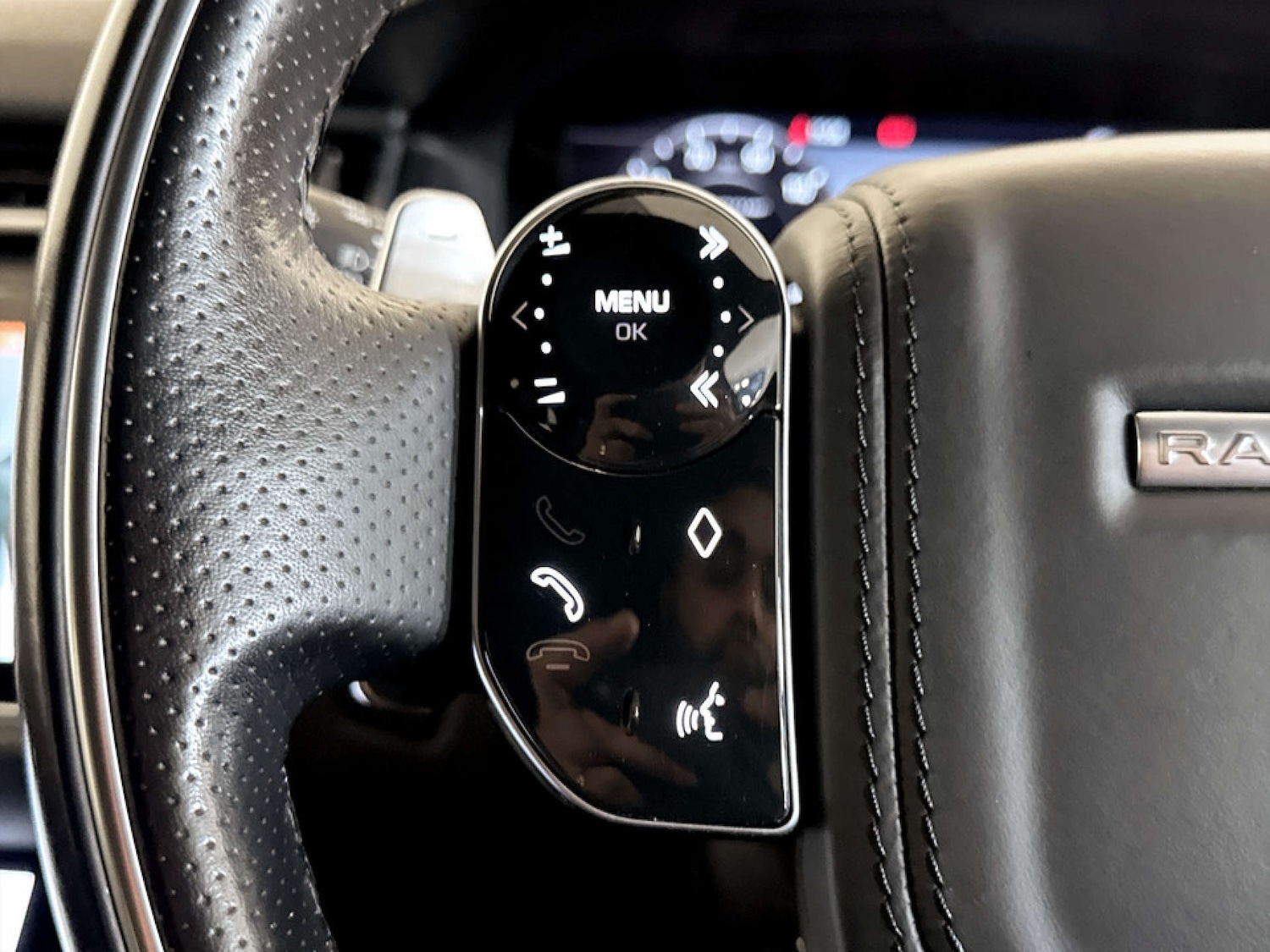 Used Land Rover Range Rover Velar 2018 for sale - 77617084: Photo 17