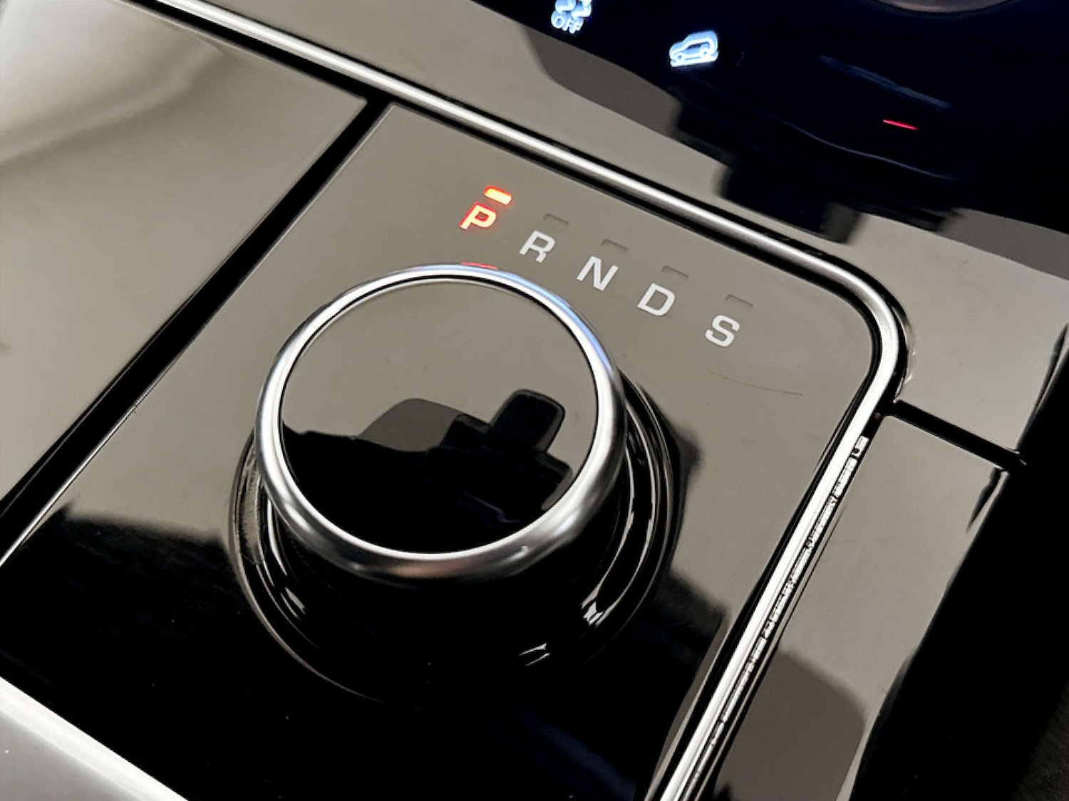 Used Land Rover Range Rover Velar 2018 for sale - 77617084: Photo 27