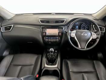 Used Nissan X-Trail 2015 for sale - 74670761: Photo