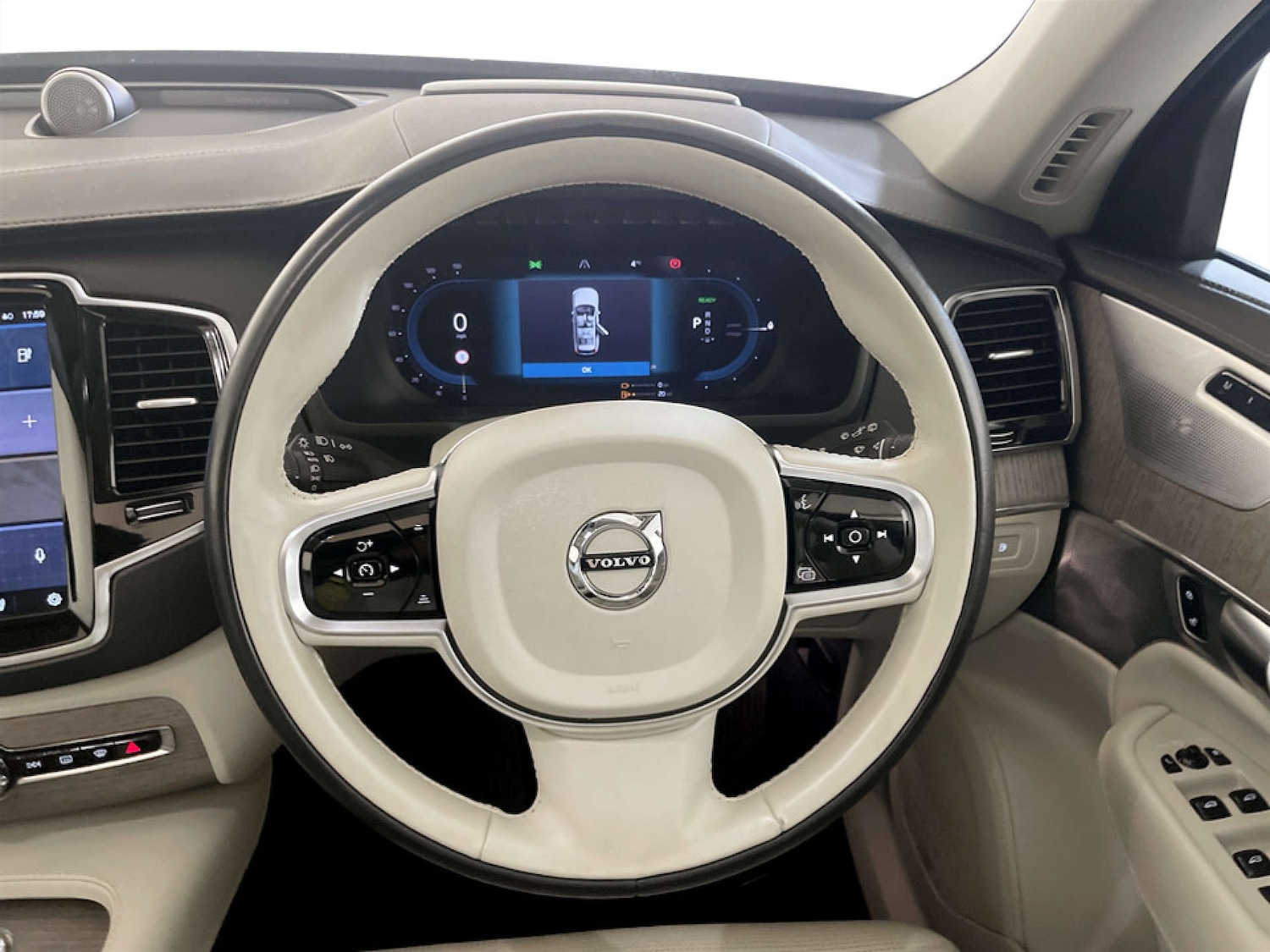 Used Volvo XC90 2022 for sale - 77595703: Photo 17