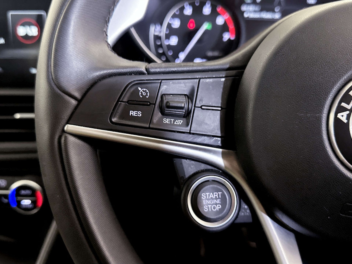 Used Alfa Romeo Giulia 2019 for sale - 77185773: Photo 18