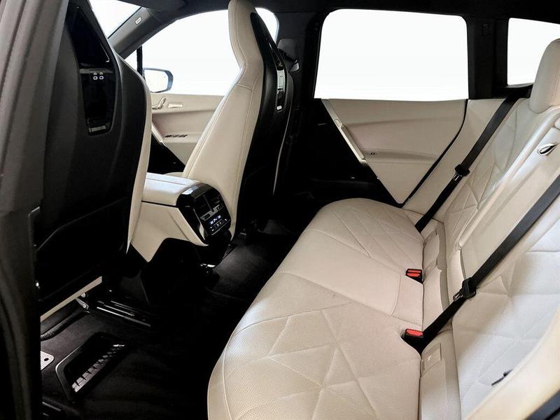 Used BMW iX 2021 for sale - 76734748: Photo 14