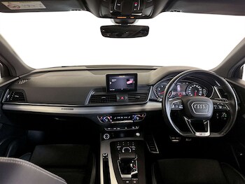 Used Audi Q5 2018 for sale - 77643146: Photo