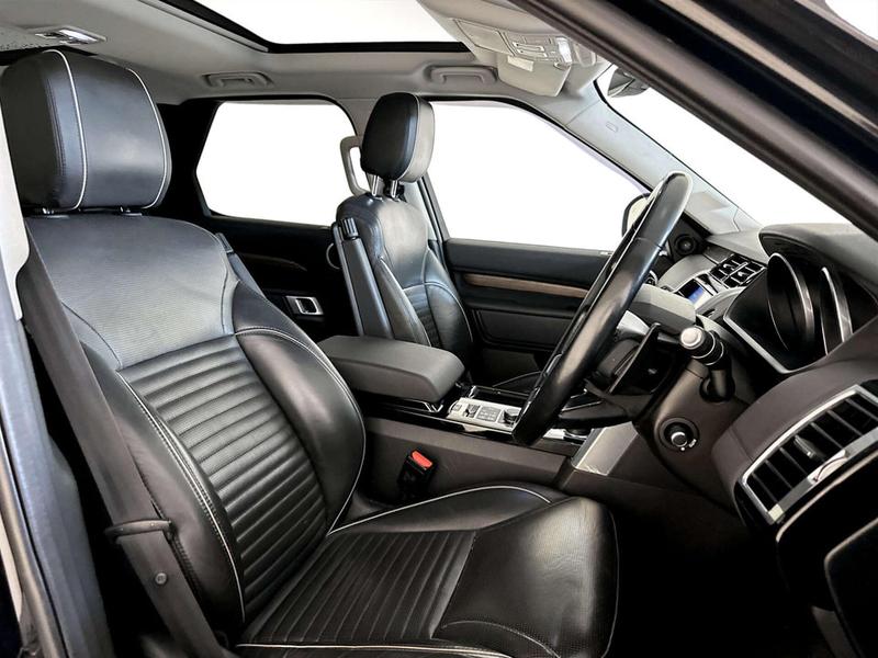 Used Land Rover Discovery 2017 for sale - 77116923: Photo 13