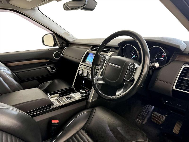 Used Land Rover Discovery 2017 for sale - 77116923: Photo 16