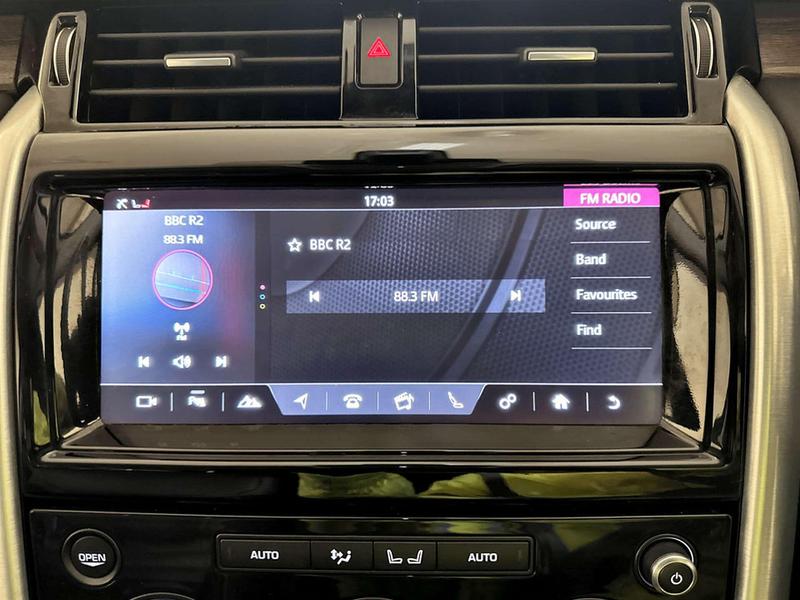 Used Land Rover Discovery 2017 for sale - 77116923: Photo 24