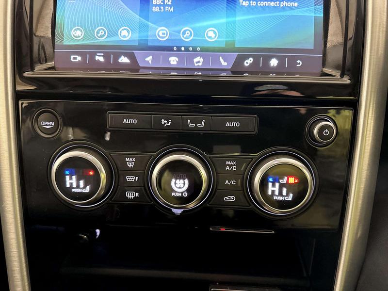 Used Land Rover Discovery 2017 for sale - 77116923: Photo 26