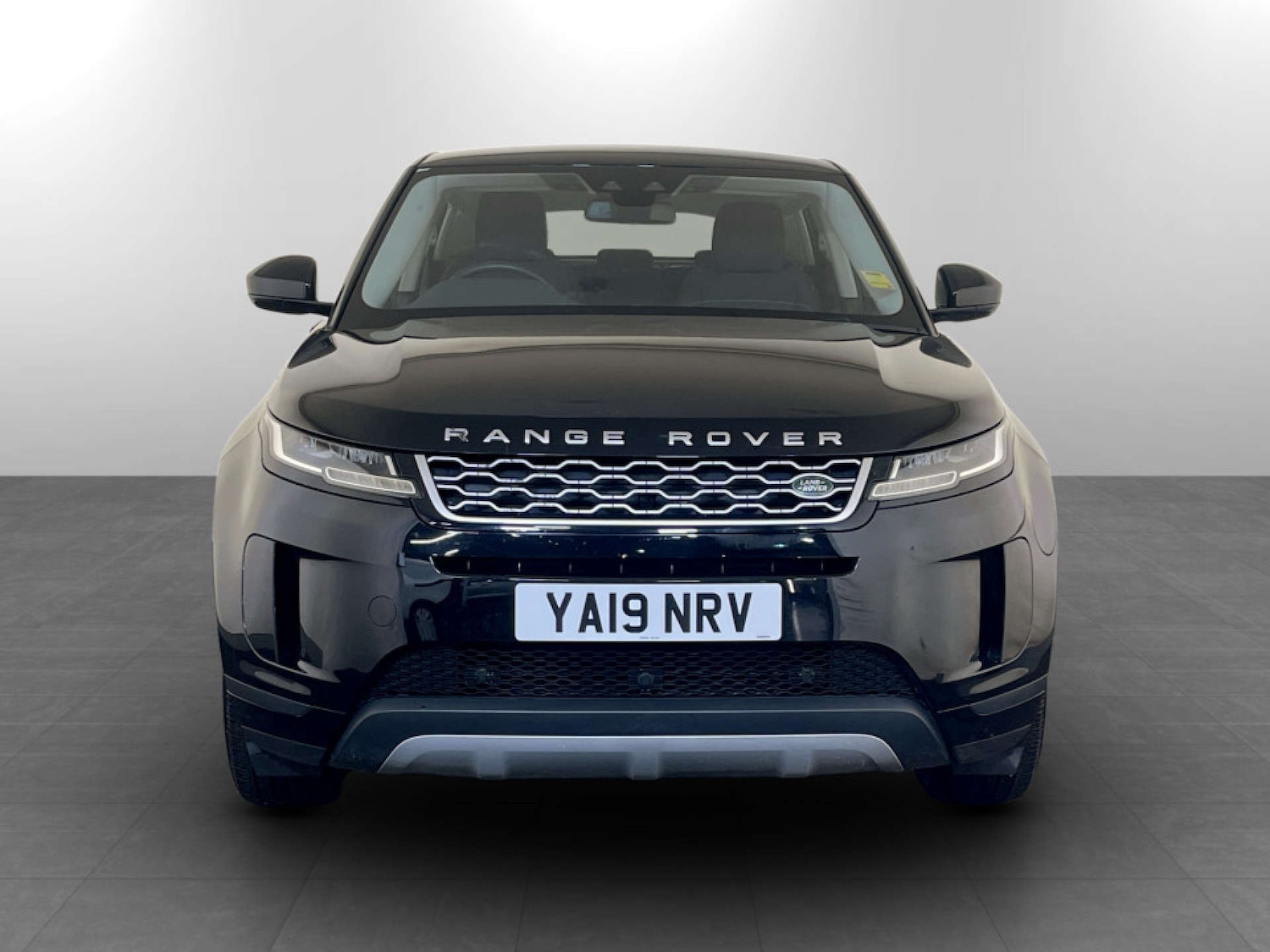 Used Land Rover Range Rover Evoque 2019 for sale - 77261382: Photo 5