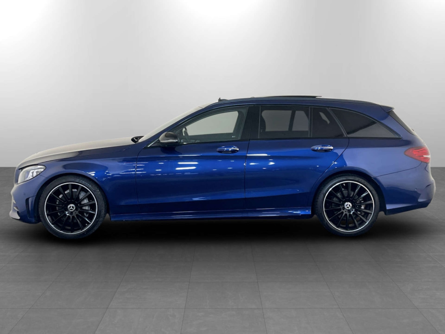 Used Mercedes-Benz C Class 2021 for sale - 77403472: Photo 7