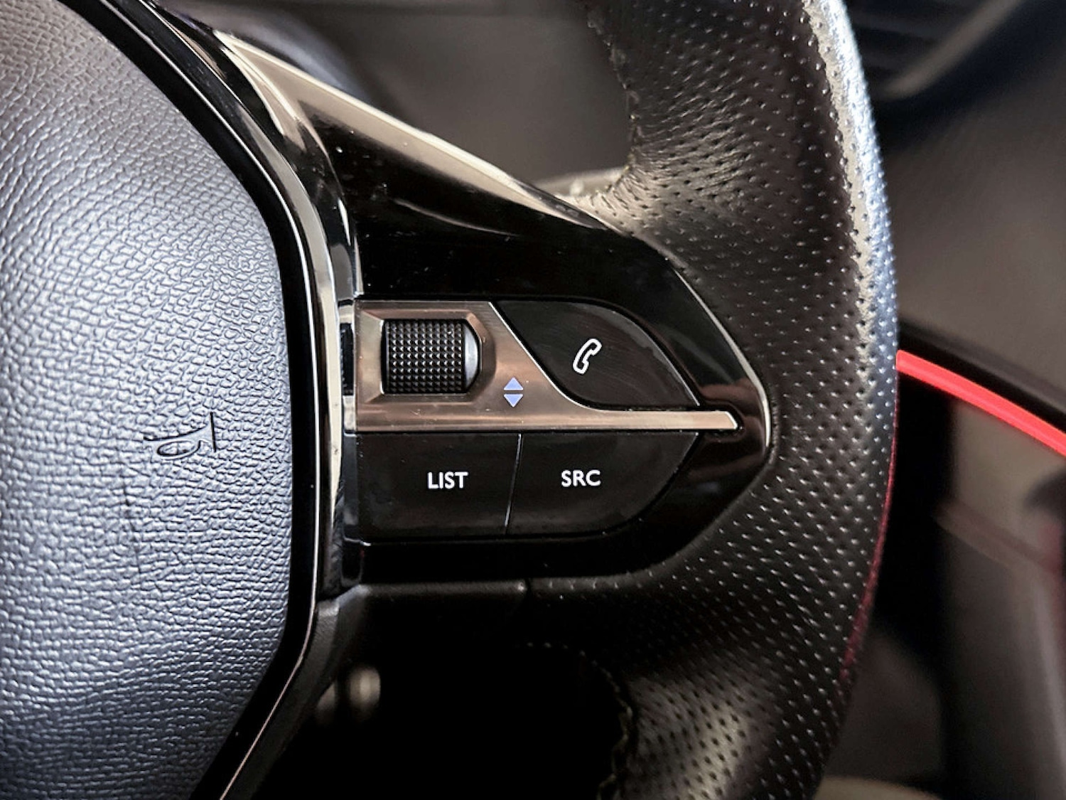 Used Peugeot 2008 2020 for sale - 77594884: Photo 19